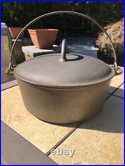 Griswold Slant Logo 833A ERIE No 8 Cast Iron Dutch Oven with 2551 Lid & Trivet