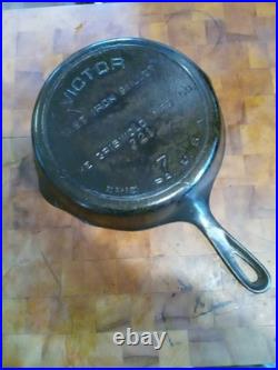 Griswold Victor #7 Cast Iron Skillet Griswold Victor #7 Cast Iron Skillet