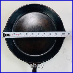 Griswold Victor #8 722C Cast Iron Skillet Seasoned Good Condition