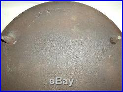 Griswold cast iron # 11 chuck wagon Dutch oven