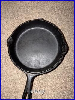 Griswold cast iron Double Skillet Lid As Shown