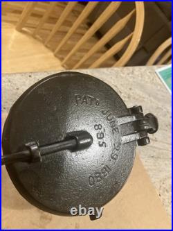 Grizwold Cast Iron Rosette Press 885/995