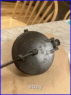 Grizwold Cast Iron Rosette Press 885/995