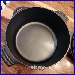 HTF Griswold No. 8 Hammered Dutch Oven 2058, Hinged Lid, c1930s