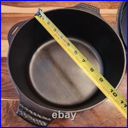 HTF Griswold No. 8 Hammered Dutch Oven 2058, Hinged Lid, c1930s