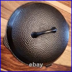 HTF Griswold No. 8 Hammered Dutch Oven 2058, Hinged Lid, c1930s