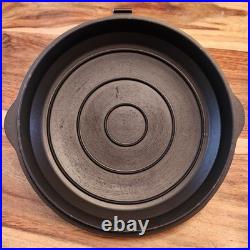 HTF Griswold No. 8 Hammered Dutch Oven 2058, Hinged Lid, c1930s