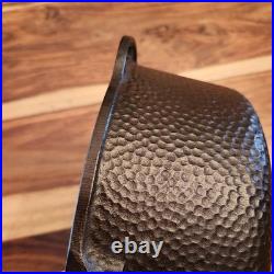 HTF Griswold No. 8 Hammered Dutch Oven 2058, Hinged Lid, c1930s