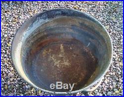HUGE! Vintage Cast Iron Kettle with Bail Handle Cauldron Planter Pot Yard Art