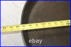 Huge Lodge Cast Iron Restaurant Skillet No. 20