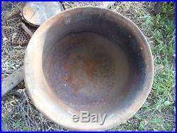 Huge Vintage Antique Cast Iron Pot, Cauldron, Yard Kettle, great shape. 40 gal