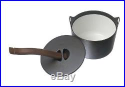 Iittala Sarpaneva 3.1 Qt. Cast Iron Enamel Pan Pot SP300030
