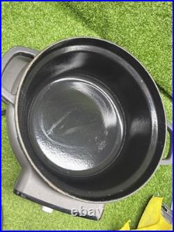 Instant DOMC6000 6-qt 5-In-1 Cast Iron Gourmet Dutch Oven Black S2