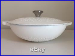 LE CREUSET 4QT Signature Cast Iron Fleur Round Dutch Oven Brand New WHITE