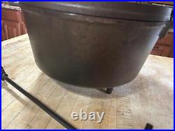 LODGE #12- 12DCO Cast Iron Camp Outdoor Oven 3 Leg Kettle withLid 8 Qt BUNDLE