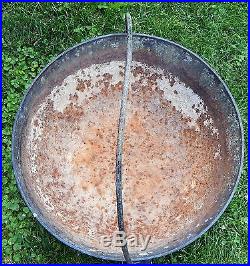 Large Antique Cast Iron 3 Leg 70 lbs Cauldron 30 X 15 Garden Planter Pot Kettle