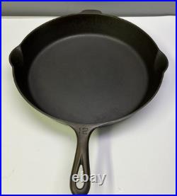 Large Old Griswold Cast Iron #12 Skillet Small Logo Heat Ring Clean