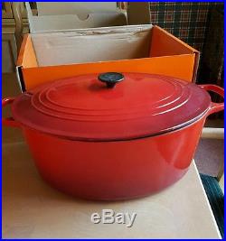 Le Creuset 15 1/2 Quart Oval Dutch Oven NEW CHERRY RED