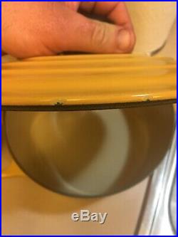 Le Creuset #24 Yellow Enameled 4.5 Quart Cast Iron Dutch Oven Stock Pot & Lid