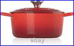 Le Creuset 24cm Cast Iron Round Dutch Oven Red, 4.5qt