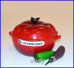 Le Creuset 2L / 2.25 QT Tomato-Shaped Covered Cast Iron Casserole / Cocotte RED