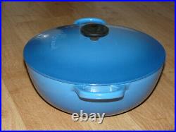 Le Creuset 4-1/4 U. S. Qt Blue Cast Iron Enamel Pot #26 (4.1 L) Cookware France
