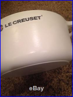 Le Creuset 5 1/2 Quart Round Dutch Oven #26 Matte White Cast Iron 5.5 Qt