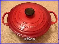 Le Creuset 5.5 qt. Round Dutch Oven with Lid Cerise/Cherry Red EUC AMAZING DEAL