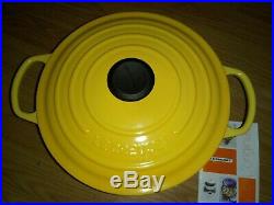 Le Creuset 5.5qt #26 Enameled Round Dutch Oven in Honey Yellow Brand New