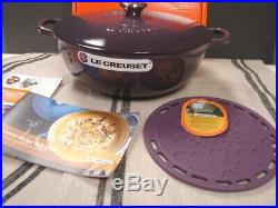 Le Creuset Cassis Cast Iron Soup Pot 4 1/2 Qt. Trivet/cookbook Newbox