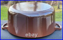 Le Creuset Cast Iron 28 Chestnut Brown Signature Dutch Oven 7-1/4 Qt