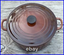 Le Creuset Cast Iron 28 Chestnut Brown Signature Dutch Oven 7-1/4 Qt