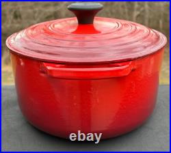 Le Creuset Cast Iron 31 Oval Dutch Oven with Lid Cerise Red 6-3/4 Qt