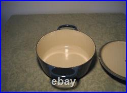 Le Creuset Cast Iron Enamel 5 1/2-Qt Round covered Dutch Oven #26 Dk Blue Clean