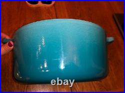 Le Creuset Cast Iron Round Casserole Pot Large In Teal 28cm 6.7L