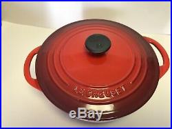 Le Creuset Cast Iron Round Casserole/dutch Oven 2 3/4 Quart Cherry Red Nib