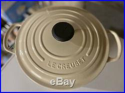 Le Creuset Cast-Iron Round Dutch Oven Cream 5 1/2, 5.5 Qt New
