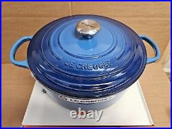 Le Creuset Cast Iron Signature Round Dutch Oven, 7.25 Qt, Azure Blue