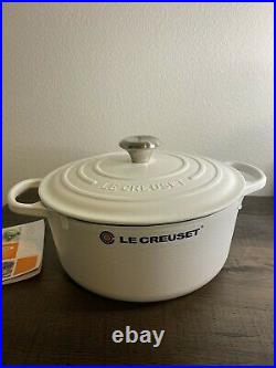 Le Creuset Classic Round Dutch Oven Casserole 5.5 Qt Matte White