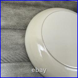 Le Creuset Enameled Cast Iron Omelette Shallow Pan Skillet 9 3/4 Meringue Read
