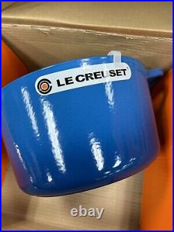 Le Creuset Enameled Cast Iron Signature Deep Round Oven, 5.25qt
