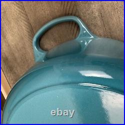 Le Creuset Enameled Cast Iron Signature Round Dutch Oven 5 1/2 qt. Caribbean OB