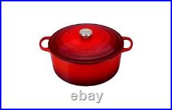 Le Creuset Enameled Cast Iron Signature Round Dutch Oven, 5.5 qt. Cerise