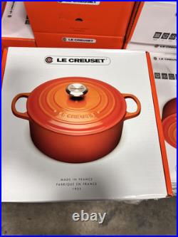 Le Creuset Enameled Cast Iron Signature Round Dutch Oven, 7.25 qt. Cerise