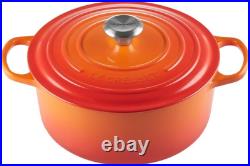 Le Creuset Enameled Cast Iron Signature Round Dutch Oven withLid 5-1/2 Quart Flame