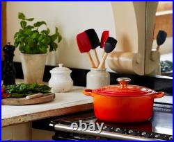 Le Creuset Enameled Cast Iron Signature Round Dutch Oven withLid 5-1/2 Quart Flame