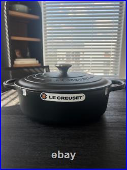 Le Creuset Enameled Cast Iron Signature Round Wide Dutch Oven, 6.75 qt, Licorice