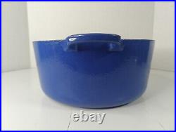 Le Creuset France #28 7.25 Qt Cobalt Blue Cast Iron Round Dutch Oven EUC LOOK