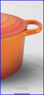 Le Creuset NEW5.5QtSignature Round Dutch Oven Cast Iron -Flame Color