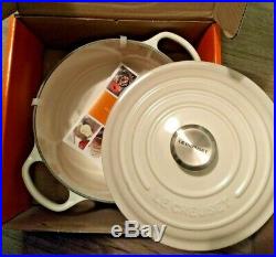 Le Creuset Round 2.75 Qt Round Dutch Oven Meringue SHIPS ASAP